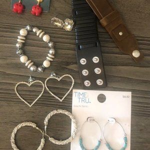 Lot Bundle of 9 Earrings and bracelets jewelry